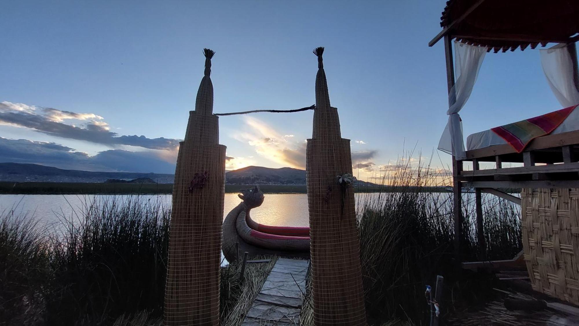 פונו Uros Lodge Peru מראה חיצוני תמונה
