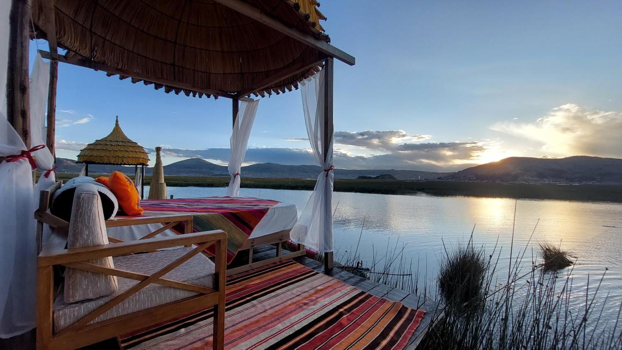 פונו Uros Lodge Peru מראה חיצוני תמונה