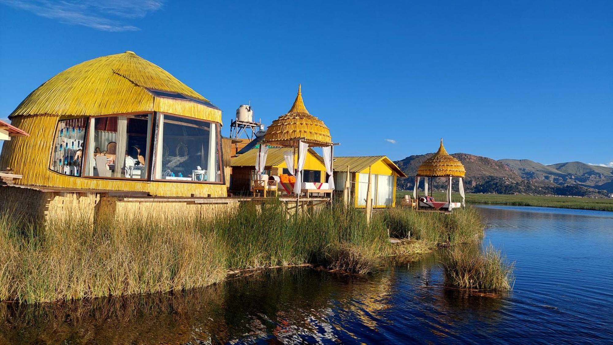 פונו Uros Lodge Peru מראה חיצוני תמונה